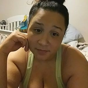 Meet your Posher, Michaela